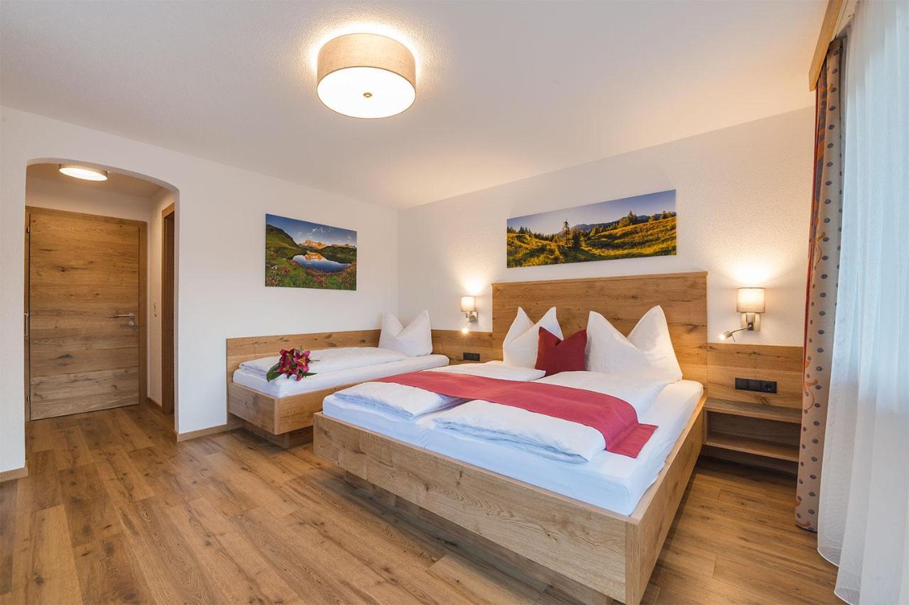 Alpenrose Appartements Burger Evelin Sankt Anton am Arlberg Exterior photo